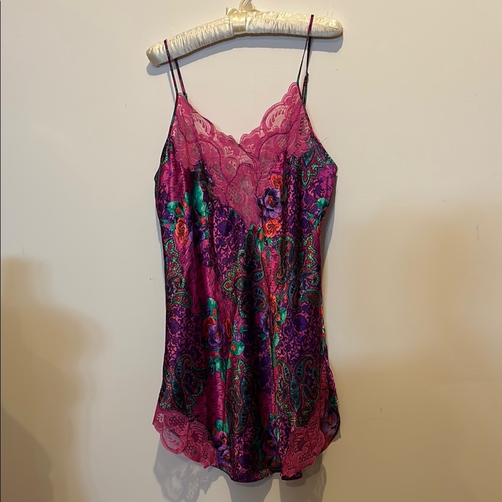 VTG Victoria Secret Gold Label Floral Lace Trim Satin Chemise dress size large - Picture 2 of 12